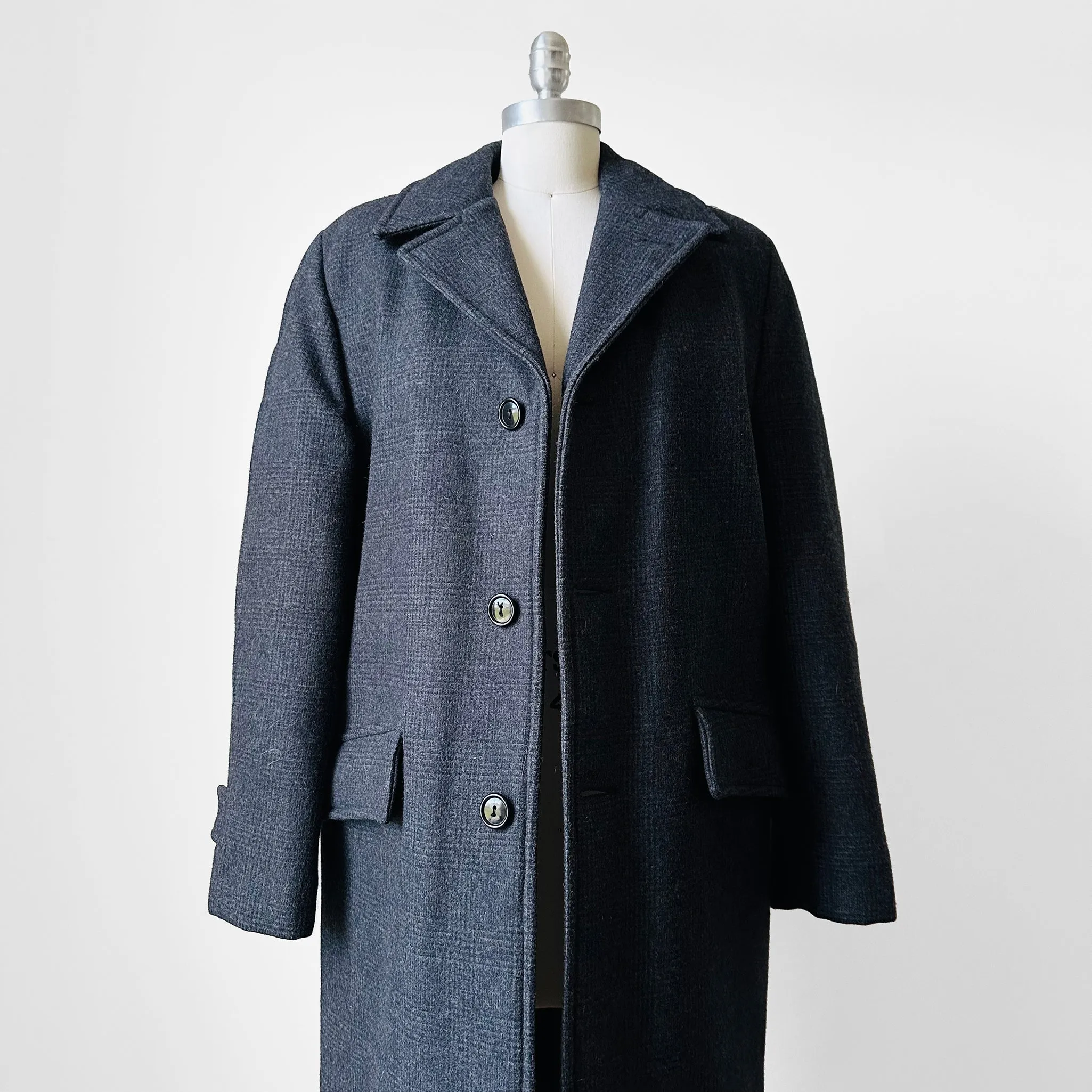 1950s-1960s Charcoal Grey Quilted Faux Fur Interior Wool Plaid Coat - Sz. S/M