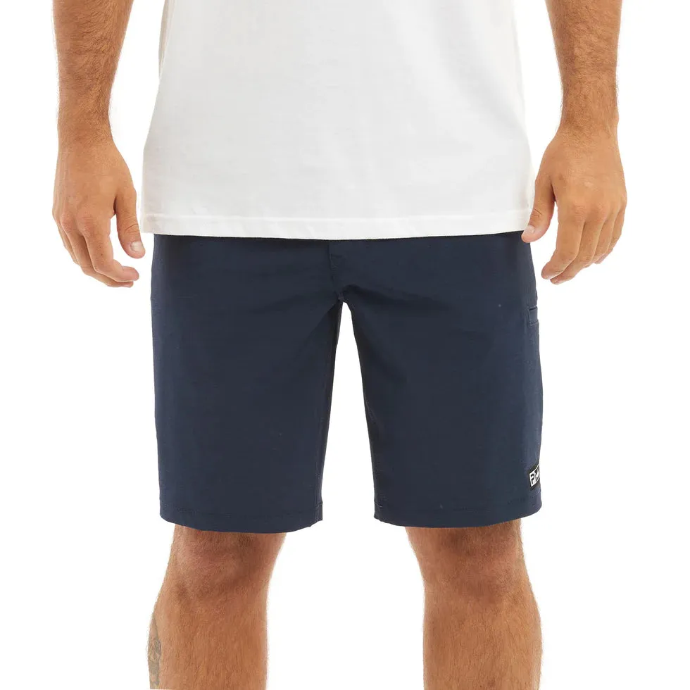 PELAGIC Mako 20" Hybrid Shorts