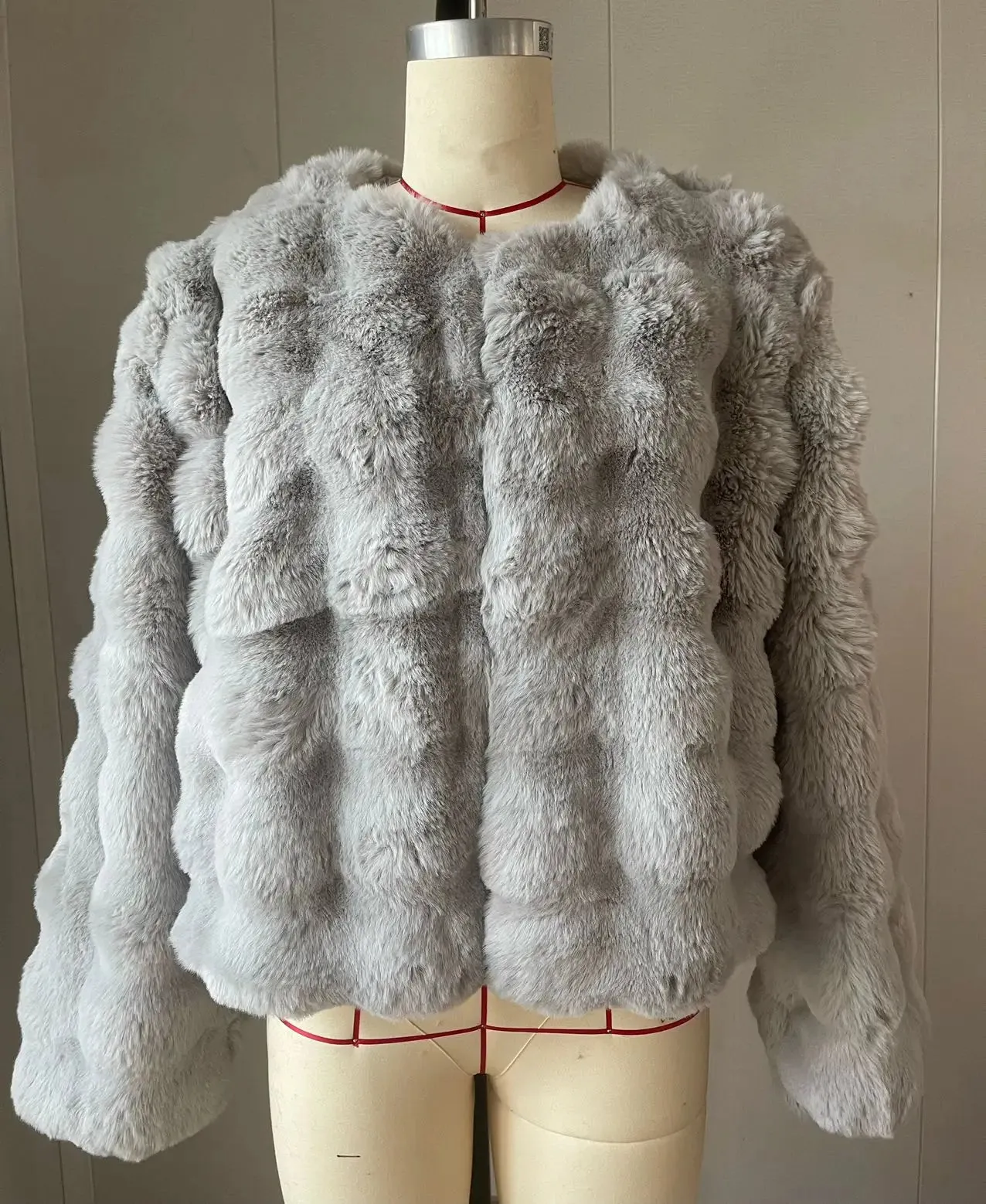 Women's Short Imitation Fur Plush Collarless Coat